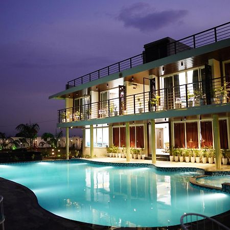 אינדורה Fun O Farm Luxury Farm Villa מראה חיצוני תמונה